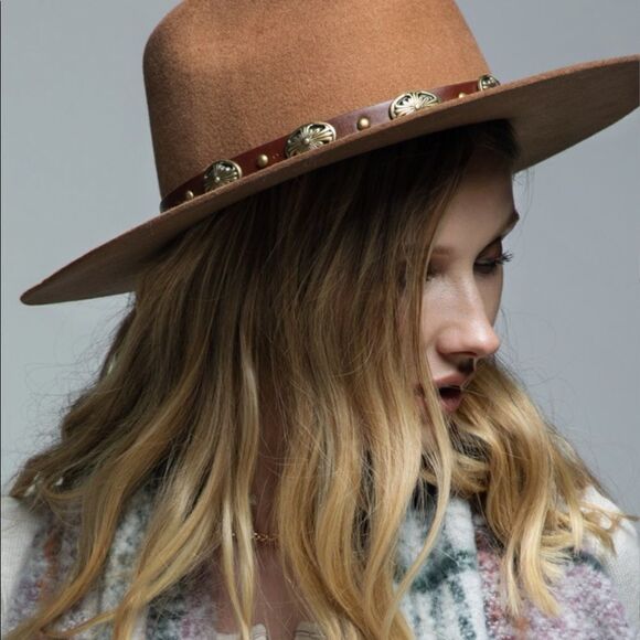 Western Wool Panama Hat with Gold Concho Metal Belt in BLACK - Picture 5 of 13